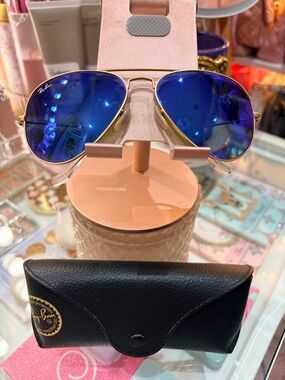 Ray-Ban Gold Frame Sunglasses in Blue flash with case
